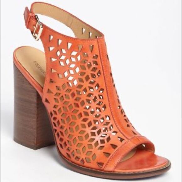 Rebecca Minkoff Laser Cut Peep Toe Orange Leather Block Heel Sandals Size 7.5 - Picture 1 of 9